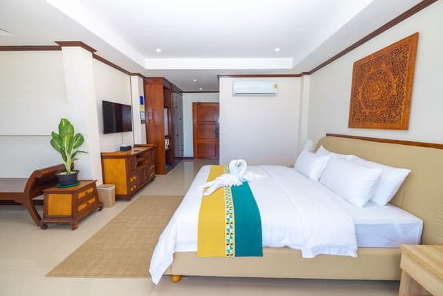 Superior Triple Room