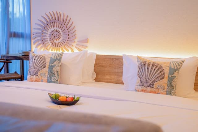 Deluxe Double or Twin Room, Bathtub
