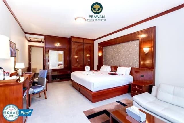 Junior suite Pool front