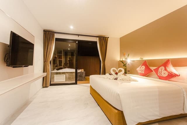 Deluxe Double or Twin Room, Jetted Tub