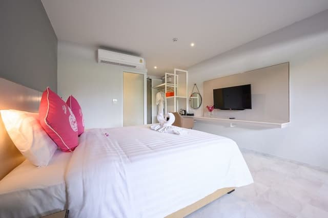 Deluxe Double or Twin Room, Jetted Tub