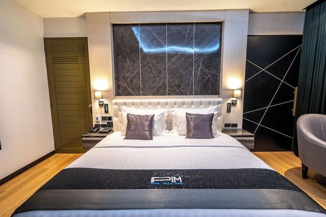 Executive Studio Suite