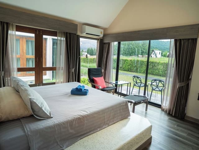Hillside Chalet