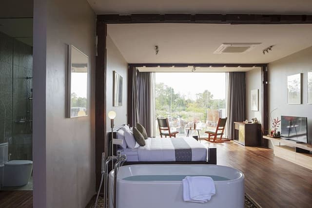 Grand Villa