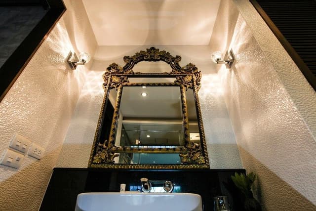 Deluxe Room with Jacuzzi