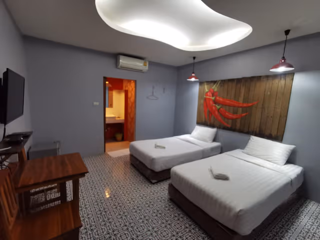 Standard Twin Room