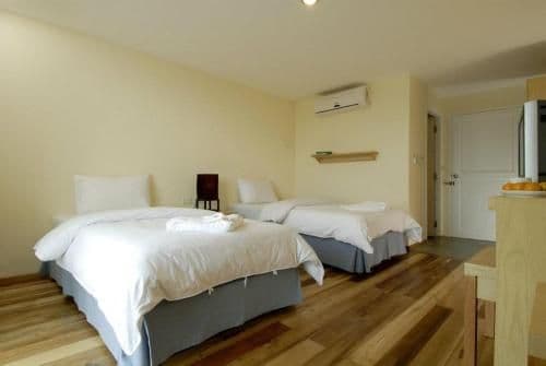 Standard Twin Bed