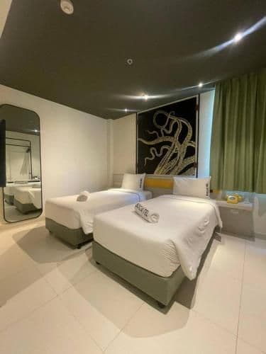 Standard Twin Room