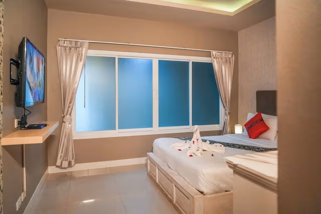 Standard Room, 1 King Bed