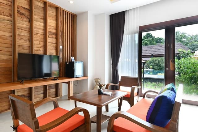 2 Bedroom Bathtub Villa Garden View