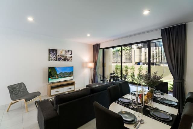 Deluxe Duplex, 3 Bedrooms, Bathtub