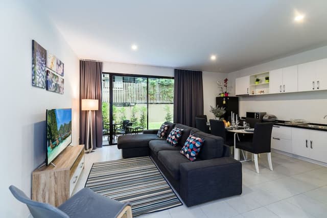 Deluxe Duplex, 3 Bedrooms, Bathtub