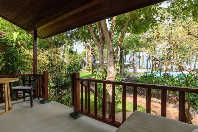 Deluxe Villa, 1 Bedroom, Pool View, Poolside