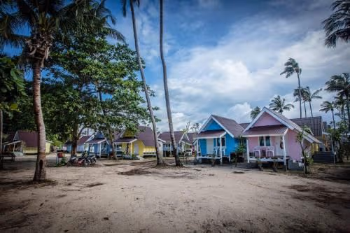 Beachfront Bungalow - Double