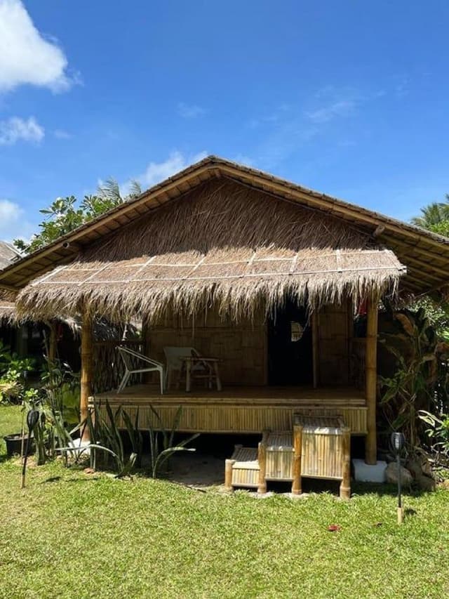 Bungalow, Beachfront