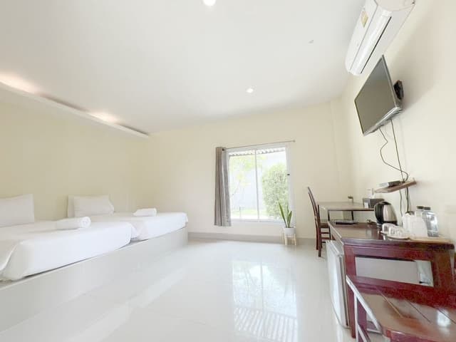 Basic Twin Room, 2 Twin Beds, Non Smoking, Resort View