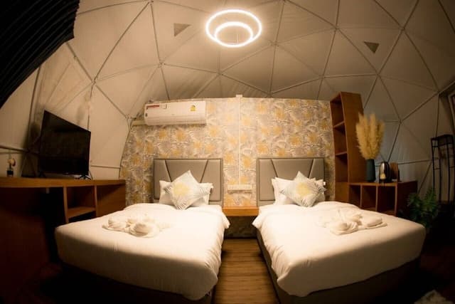 Signature Room