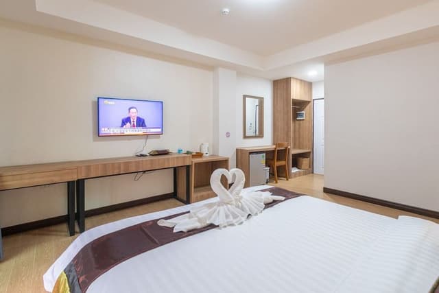 Grand Studio Suite, 1 King Bed