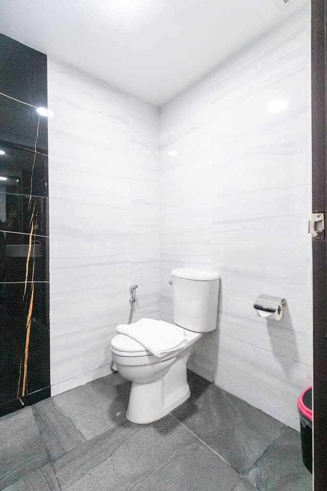Grand Studio Suite, 1 King Bed