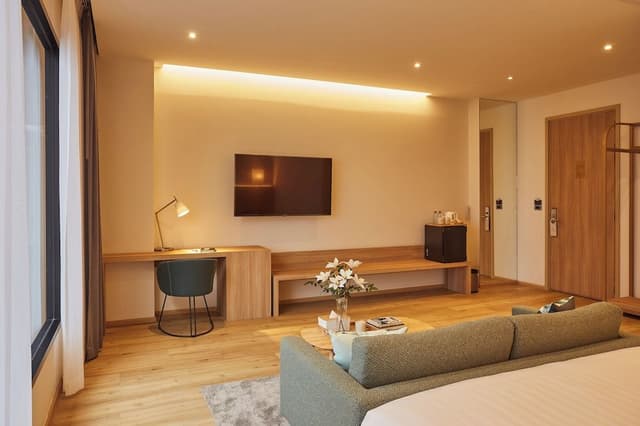 Premier Room, 1 King Bed