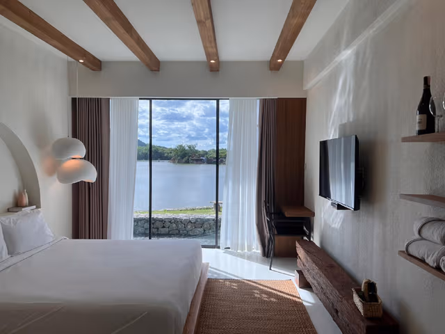 Lake View Room with Terrace