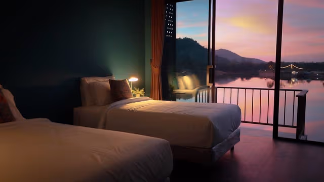 Deluxe Twin Room with Lake View