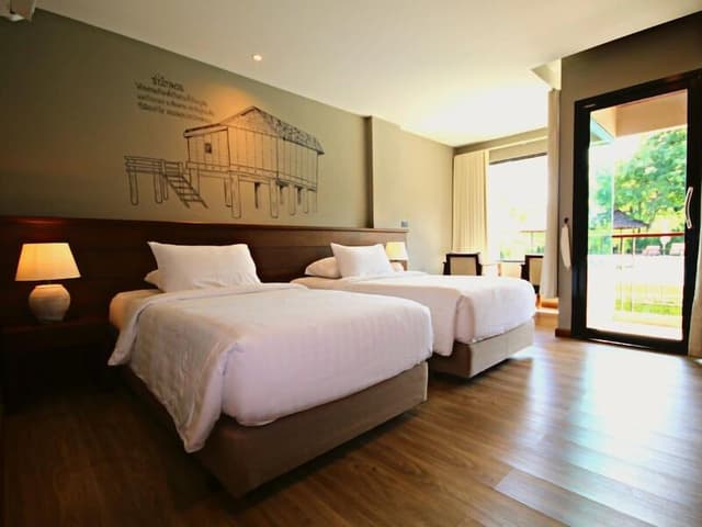 Standard Twin Room