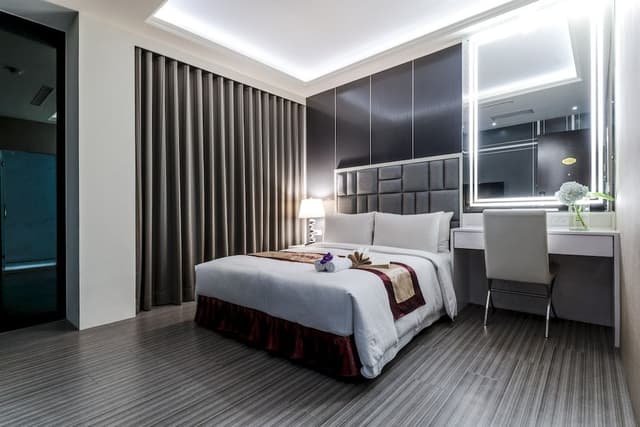Deluxe Room, 1 Double Bed (room is subject to availability)