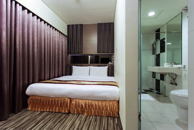 Basic Double Room, 1 Double Bed (room is subject to availability)