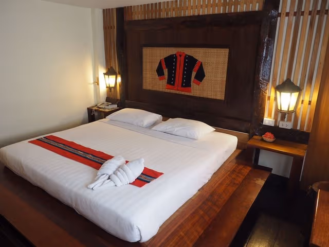Deluxe Double Bed