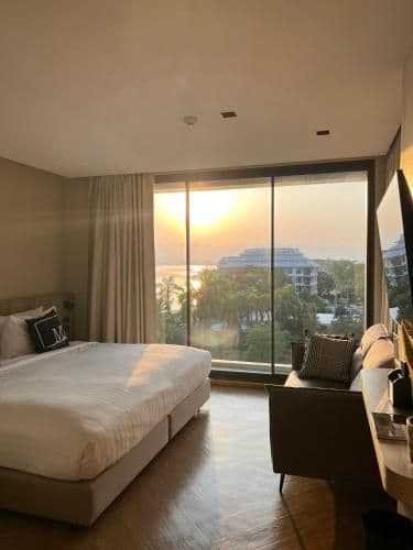 Superior King Bed Room