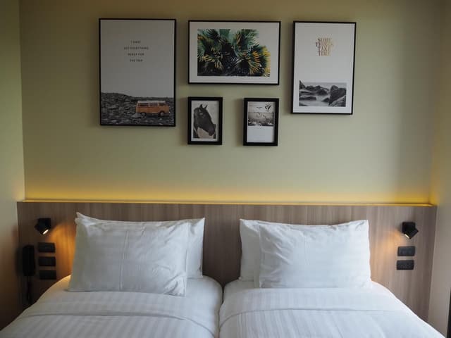 Standard Room with twin beds