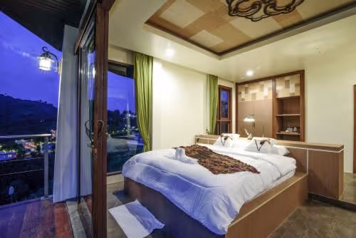 Deluxe Villa