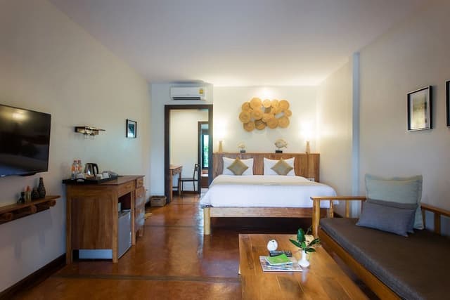 Sri Villa (Bathtub) - (zone2)