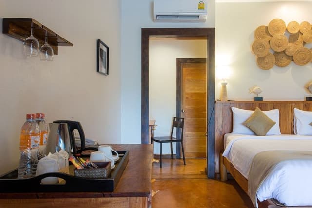 Sri Villa (Bathtub) - (zone2)