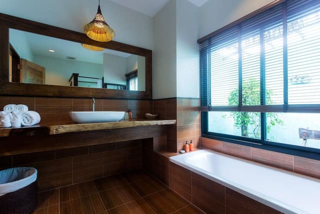 Sri Villa (Bathtub) - (zone2)