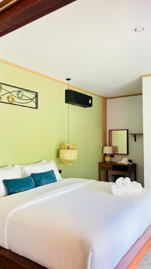 Interconnecting Family Rooms