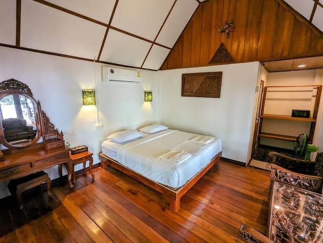 Superior Bungalow