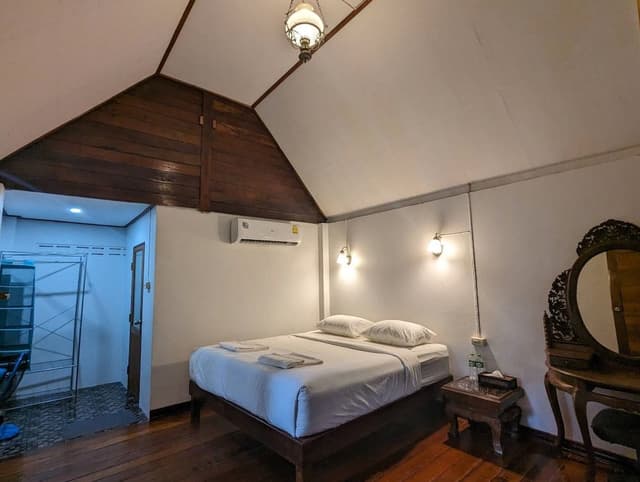 Superior Bungalow