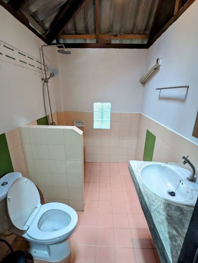 Superior Bungalow