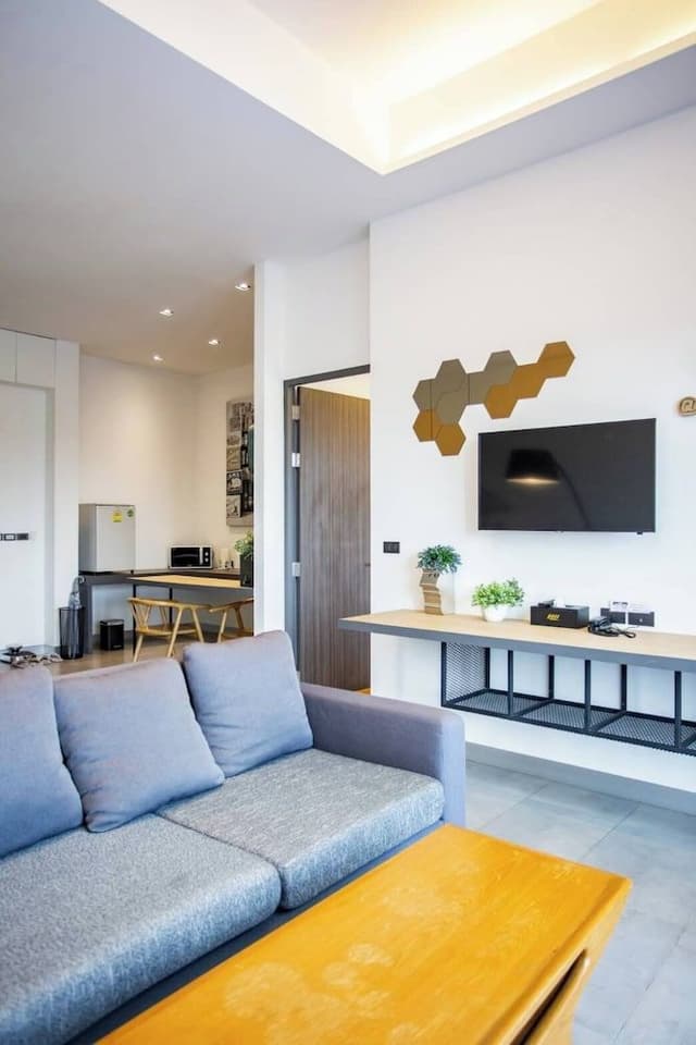 Junior Studio Suite