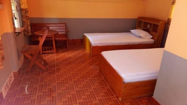 Basic Room, Multiple Beds, Non Smoking