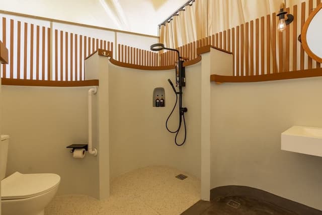 Glamping Base