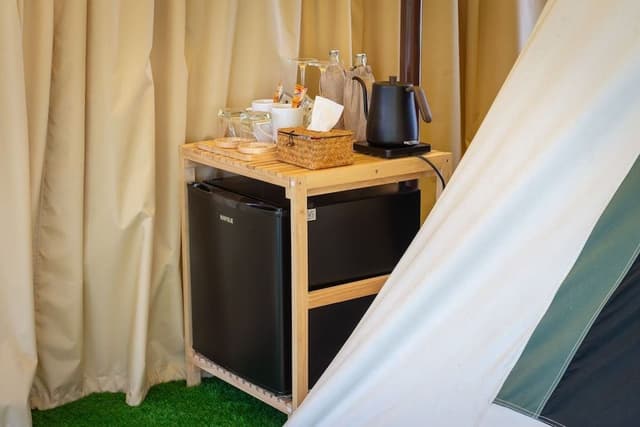 Glamping Base