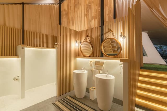 Glamping Suite