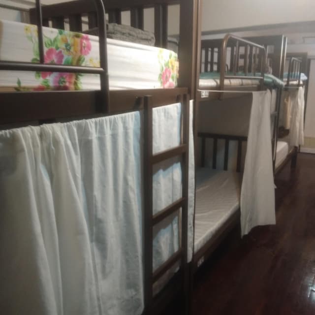 8-Bed Mixed Dormitory Room