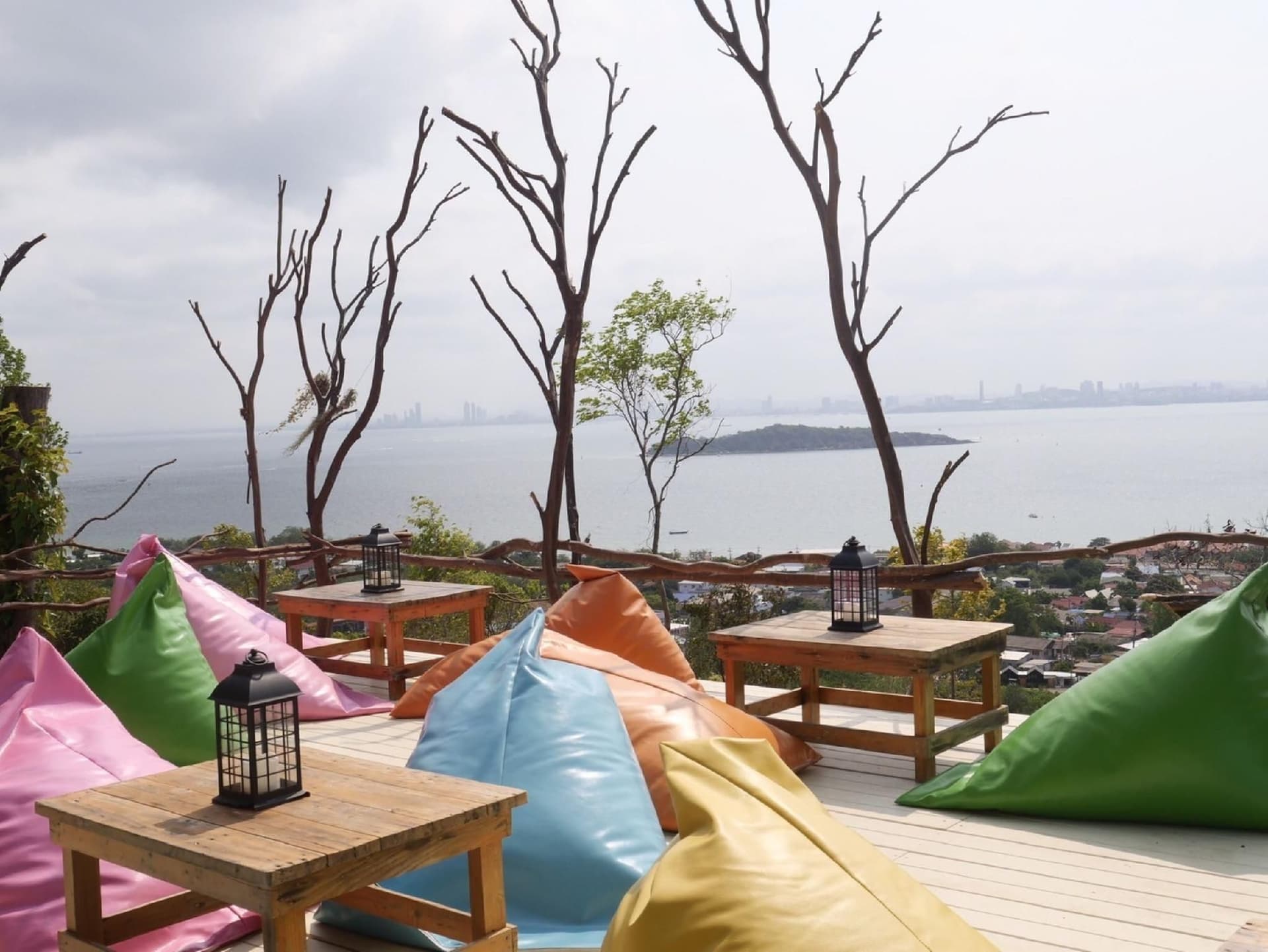 บ้านปริญญา โฮมสเตย์แอนด์คาเฟ่