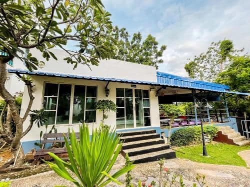 เดอะ ไลท์ เฮาส์ รีสอร์ท เกาะล้าน