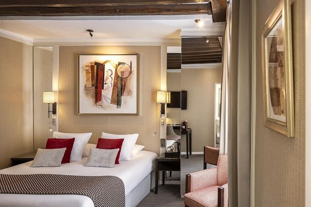 Superior Room, 1 Queen Bed (Larger Room)