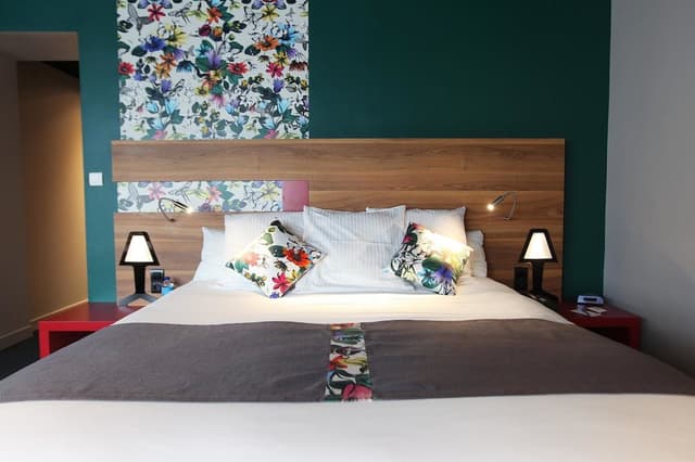 Junior Suite, 1 Queen Bed, Non Smoking